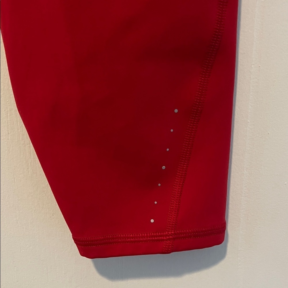 Athleta Women’s Rainer Tight Red Leggings with Zipper Pockets 071426 - Picture 4 of 5